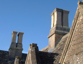 Listed building restoration - Chippenham, Wiltshire - Howlett-Neal Masonry & Conservation - Masonry